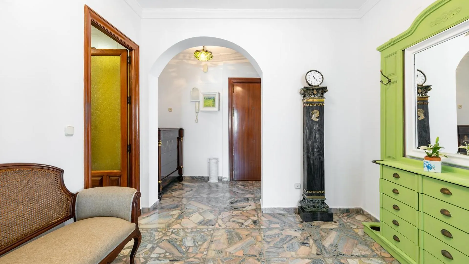 Apartment Wintowinrentals Centrico Y Luminoso Apartamento En El Corazon De Malaga