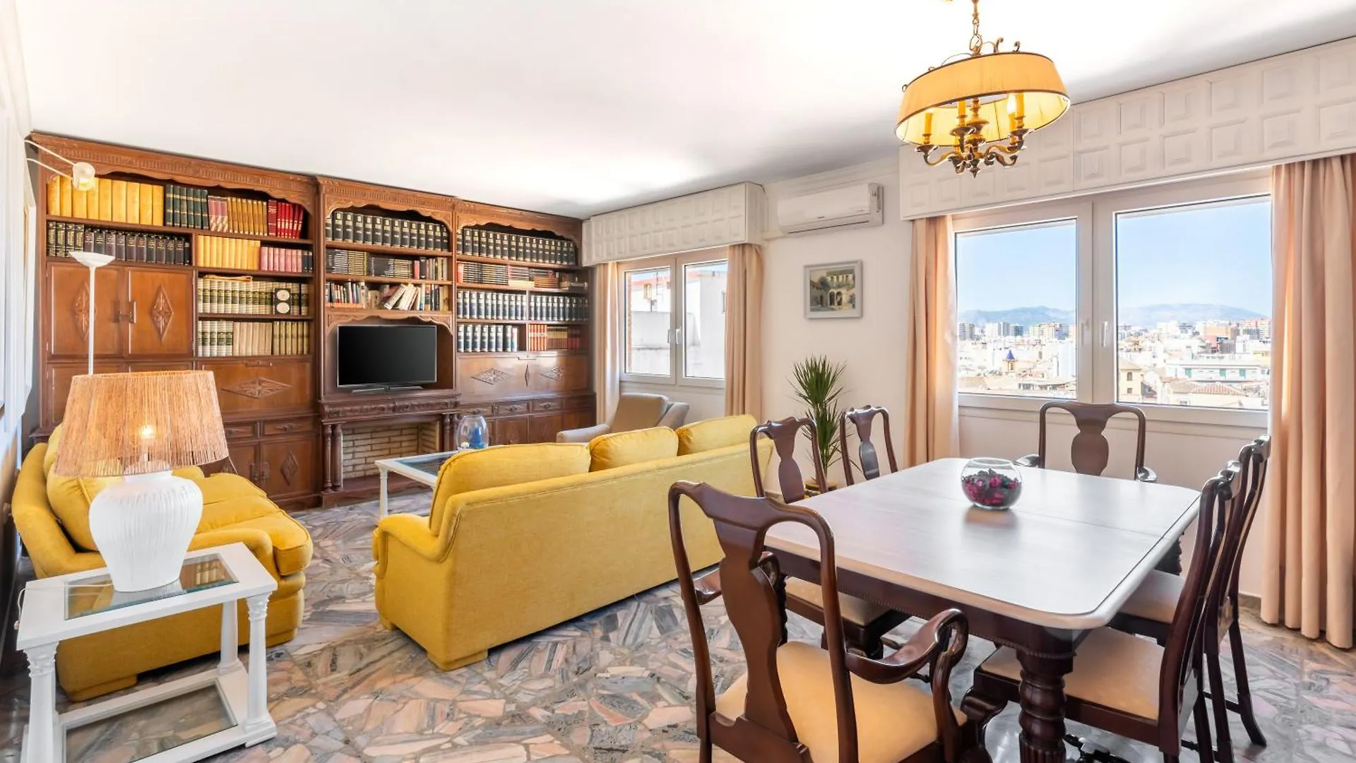 Apartment Wintowinrentals Centrico Y Luminoso Apartamento En El Corazon De Malaga